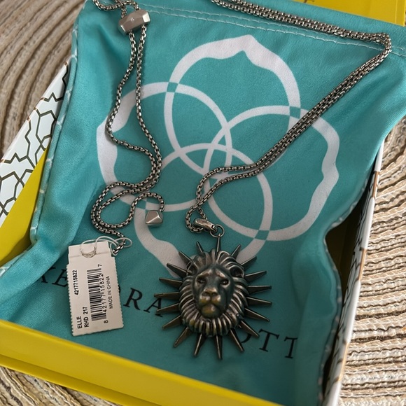 Kendra Scott Silver Lion Long Strand Slider Necklace NWT - Picture 5 of 10